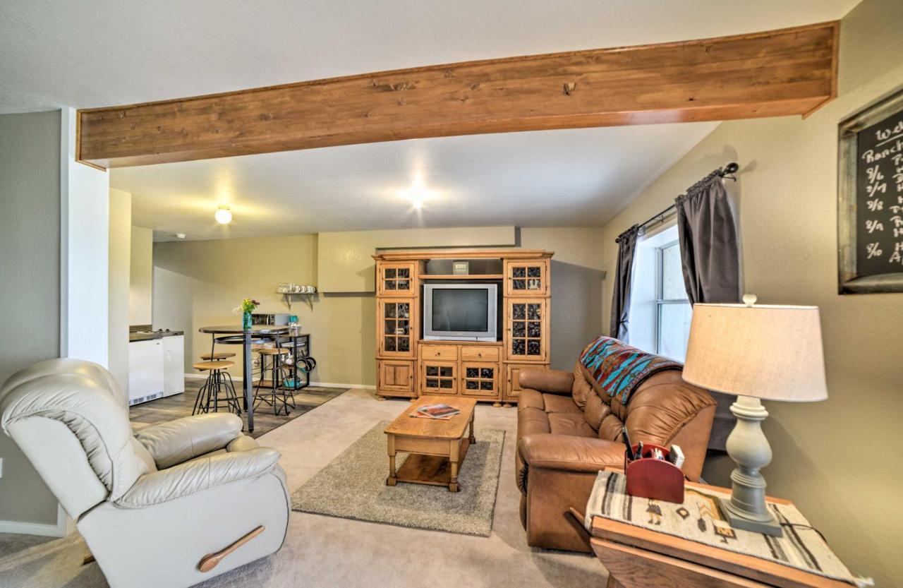 Walkout Apartment With Mtn View On Cortez Ranch Exterior foto